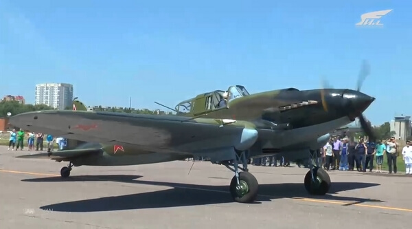 Штурмовик Ил-2 самая массовая боевая машина